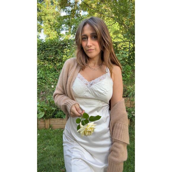 SABLYN CROPPED CASHMERE CARDIGAN — NEUTRAL BEIGE - Picture 6 of 6